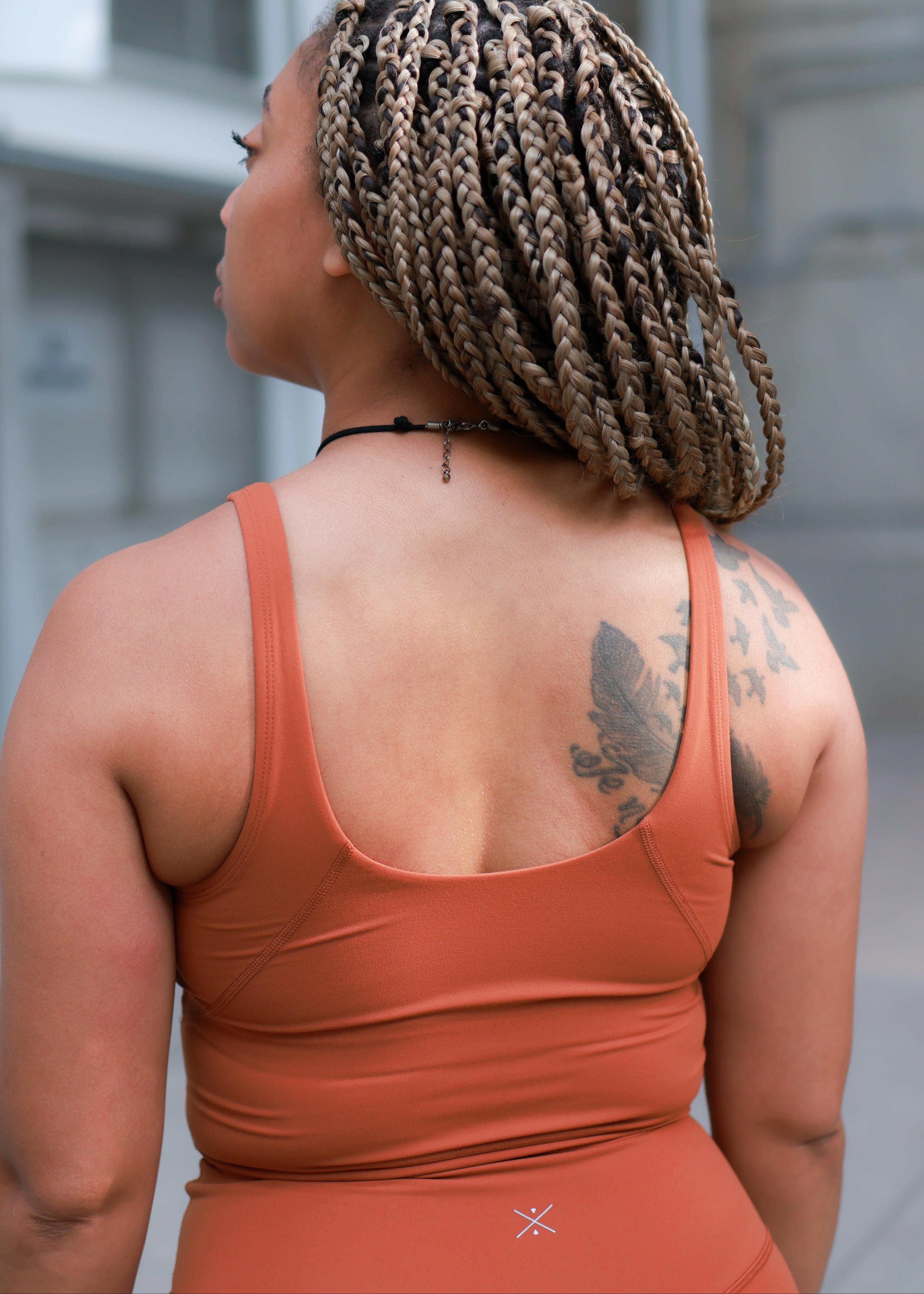 Free Spirit Outlet Finesse Built-in Crop