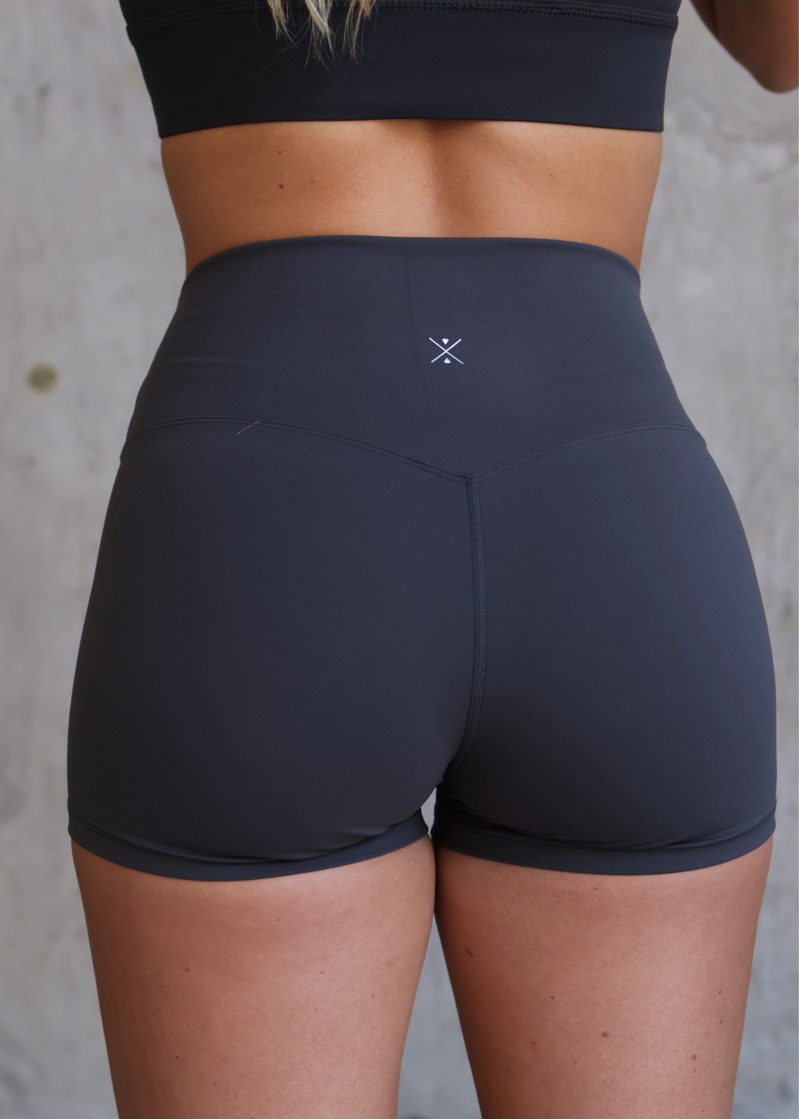 Free Spirit Outlet Minimal Seamless Shorts 3”