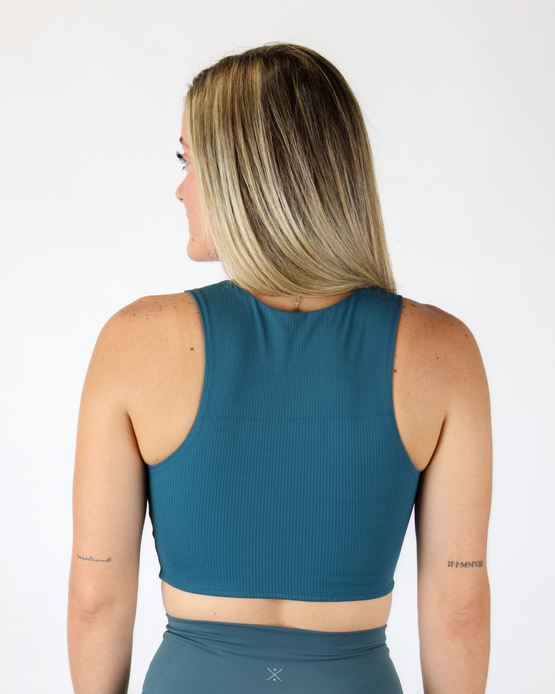 Dynamic Crop - Free Spirit Outlet Inc, Women's Athletic Wear, Fast Shipping