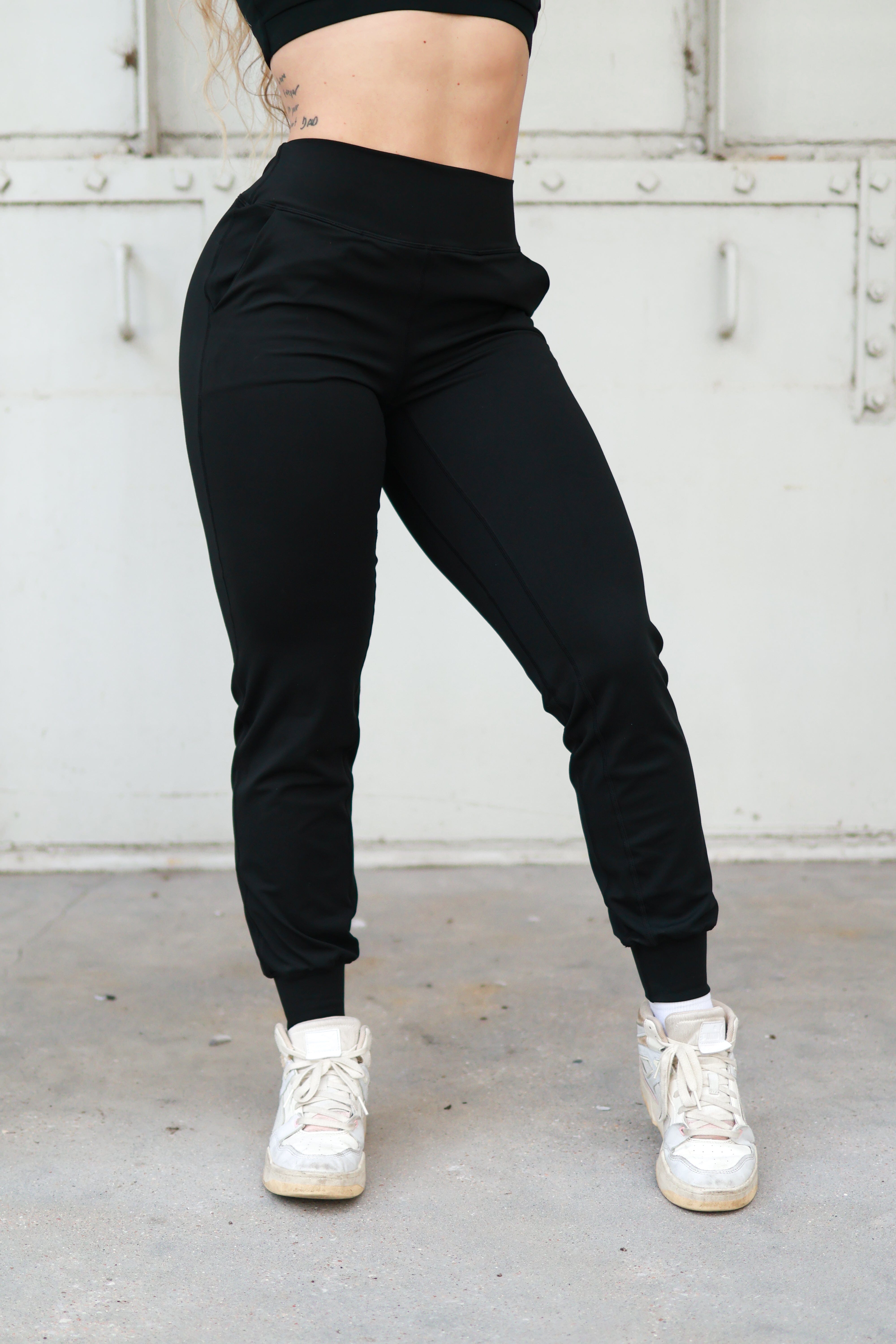 Free Spirit Outlet Balance Joggers 2.0
