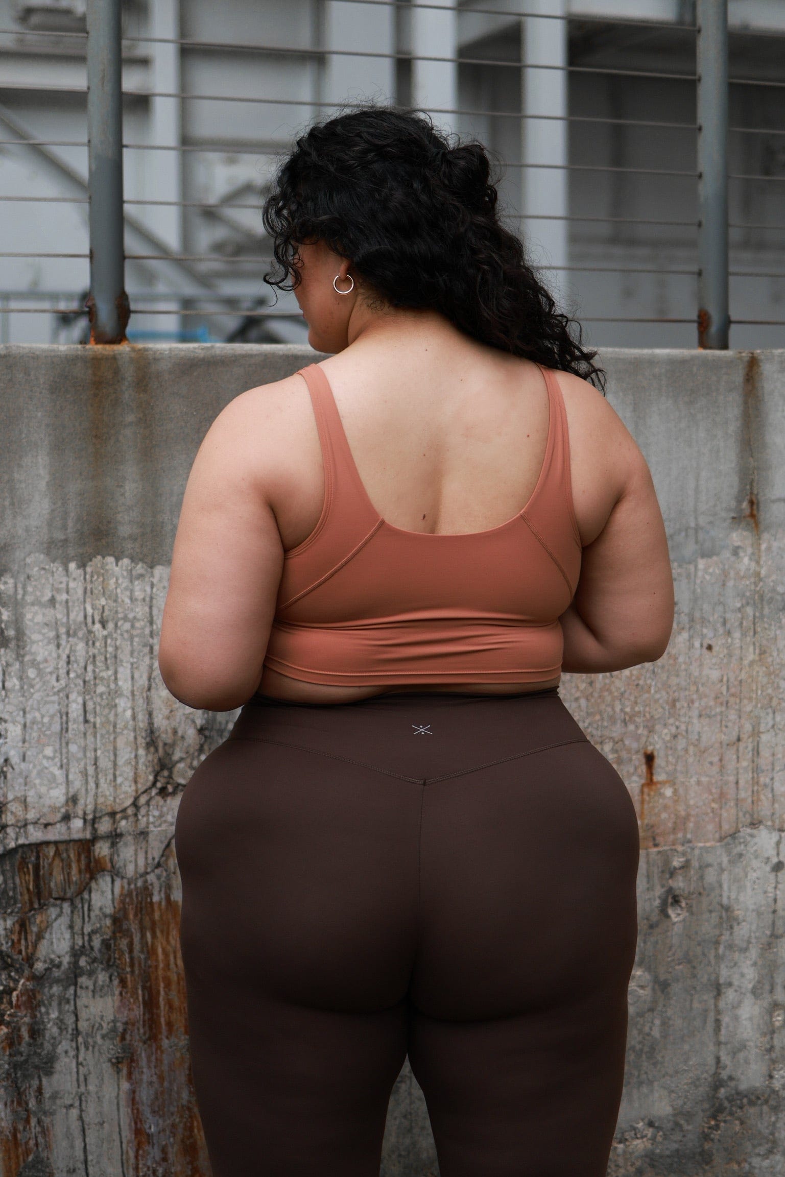 Free Spirit Outlet Finesse Built-in Crop *CLEARANCE