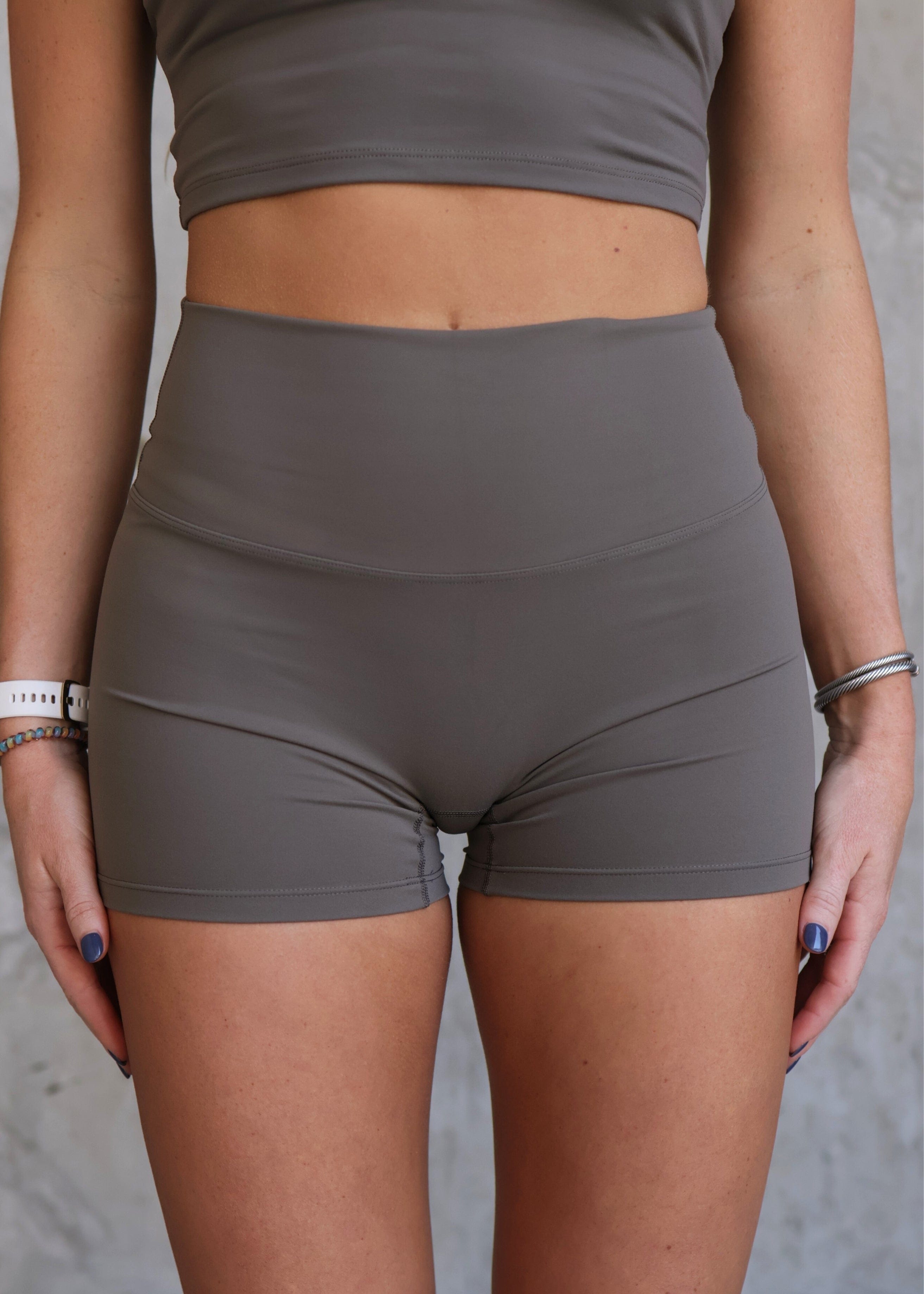 Free Spirit Outlet Minimal Seamless Shorts 3”