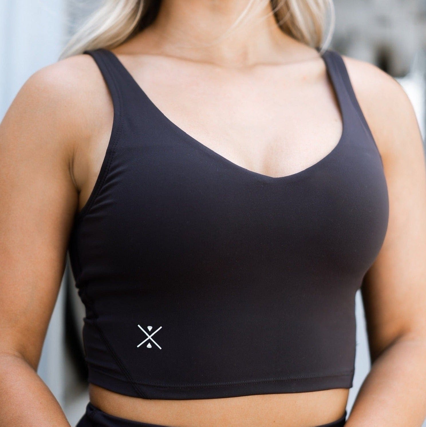 Free Spirit Outlet Finesse Built-in Crop